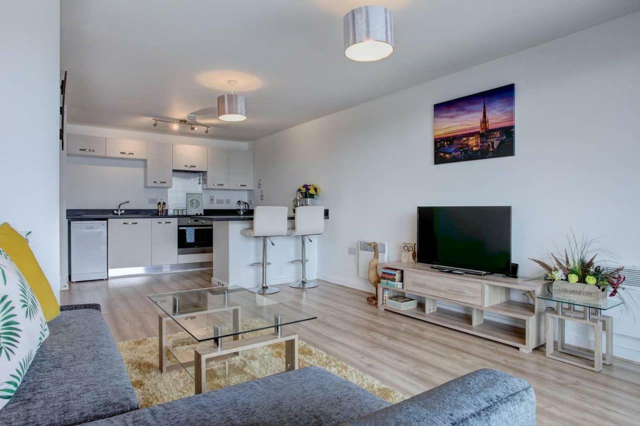 Newly Renovated Riverside Flat W/ Private Balcony Norwich Exterior photo
